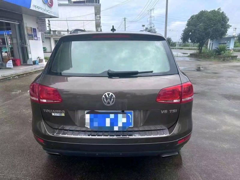 潍坊16年大众途锐7