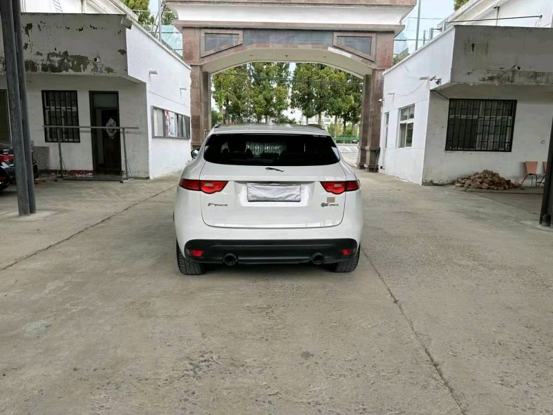 徐州17年捷豹F-PACE9