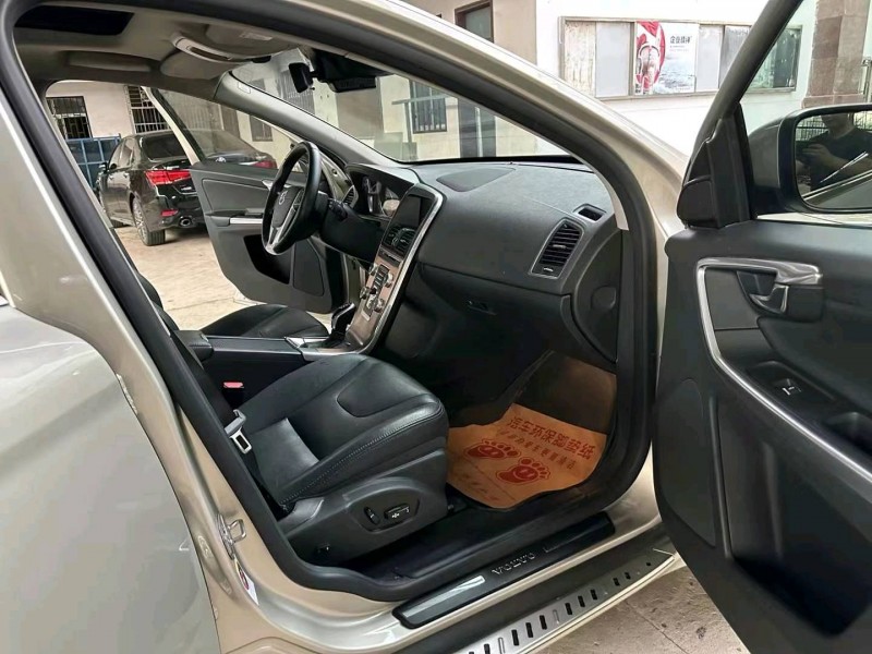 徐州16年沃尔沃XC606