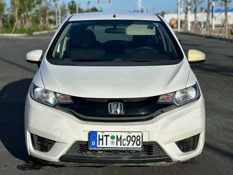 汕头16年本田飞度1