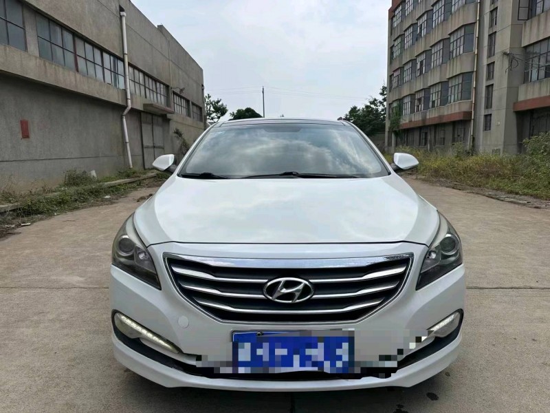 济南16年现代名图1