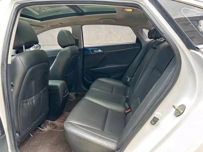 济南16年现代名图5