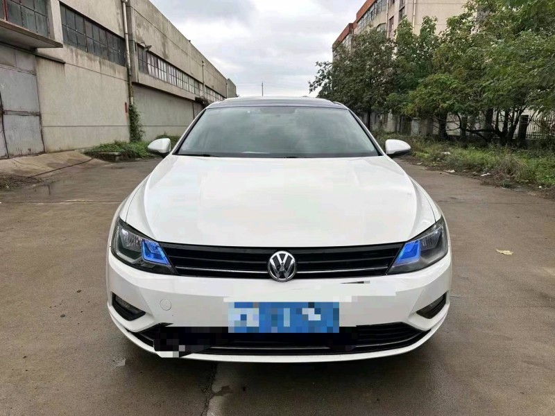 济南15年大众凌渡1