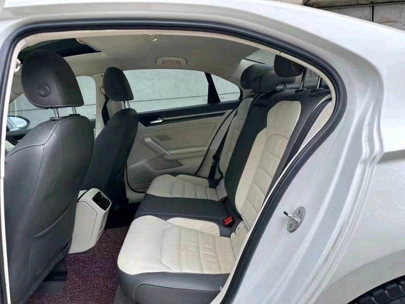 济南15年大众凌渡5