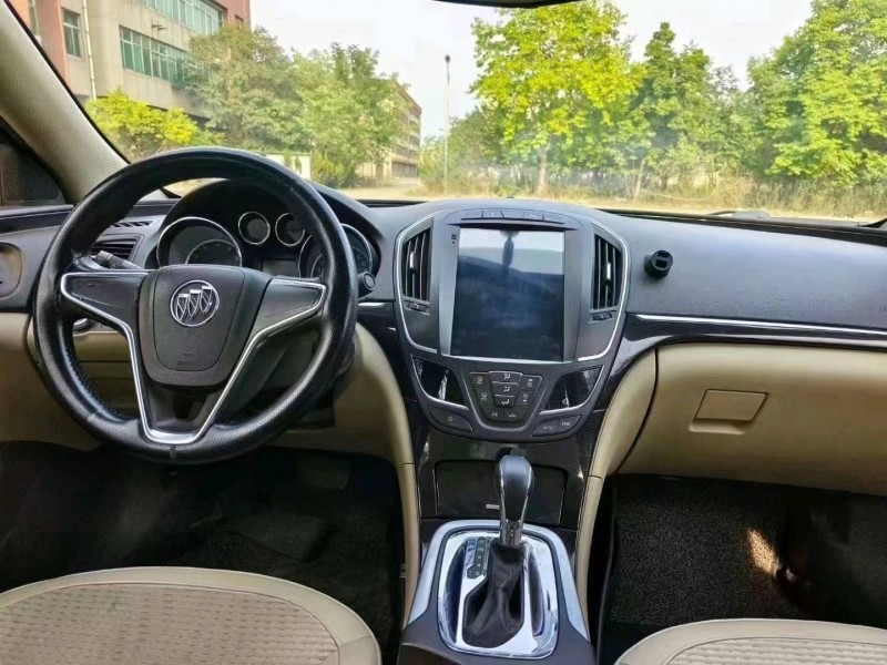 济南15年别克君威4