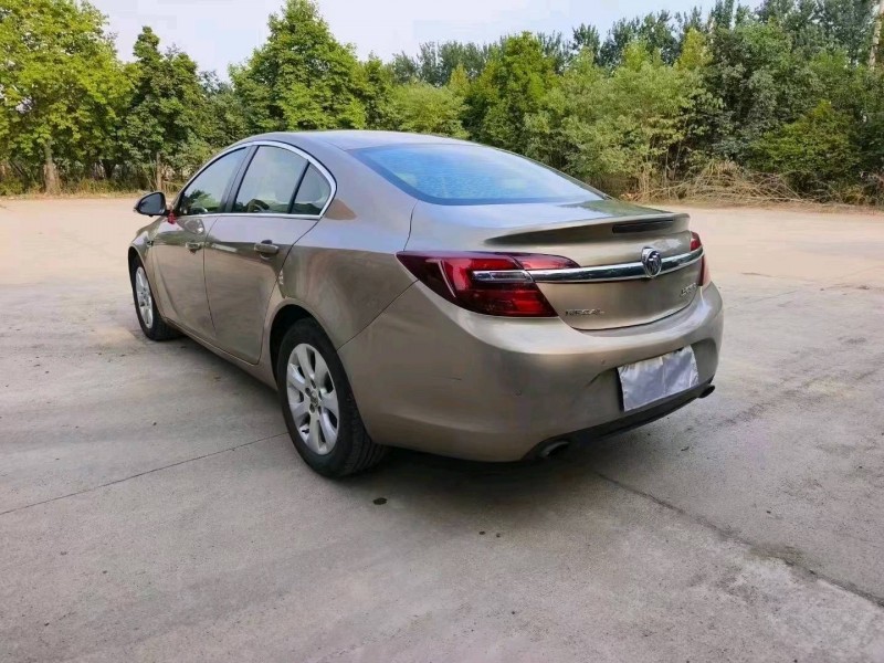 济南15年别克君威7