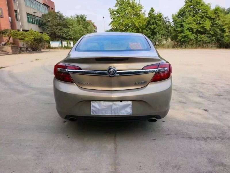 济南15年别克君威9