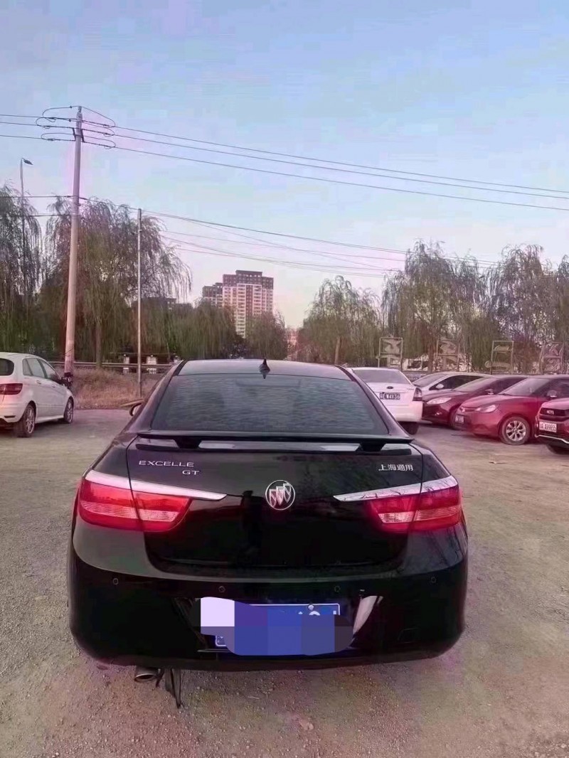 菏泽13年别克英朗3