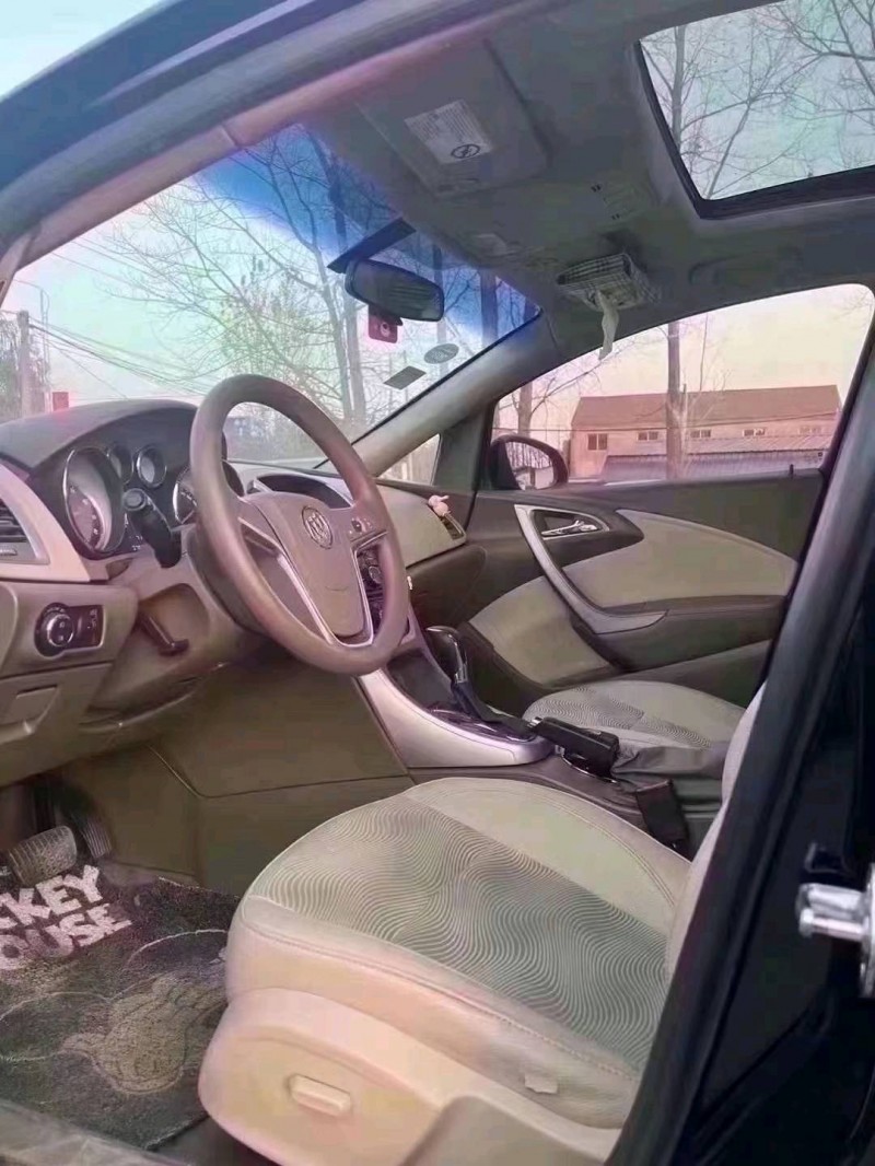 菏泽13年别克英朗5