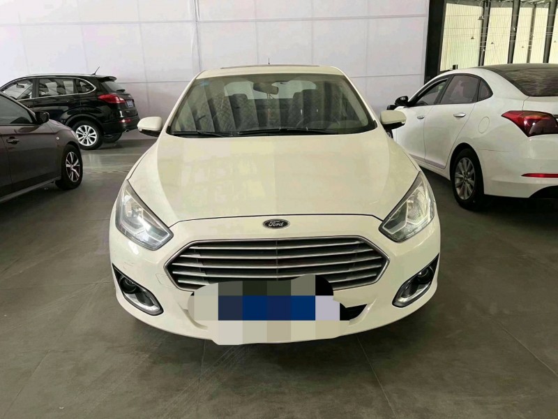 菏泽17年福特福睿斯1