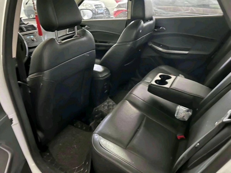 菏泽17年福特福睿斯5