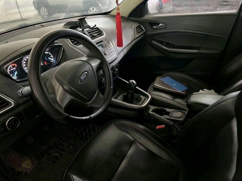 菏泽17年福特福睿斯7