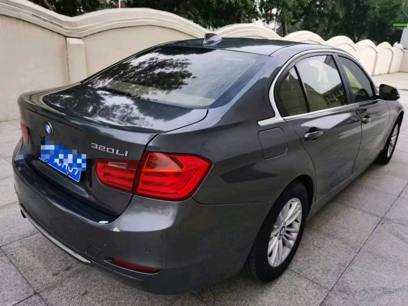 保定15年宝马3系4