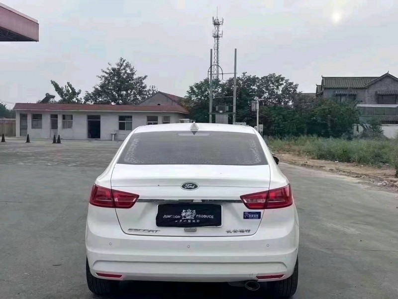 菏泽18年福特福睿斯8