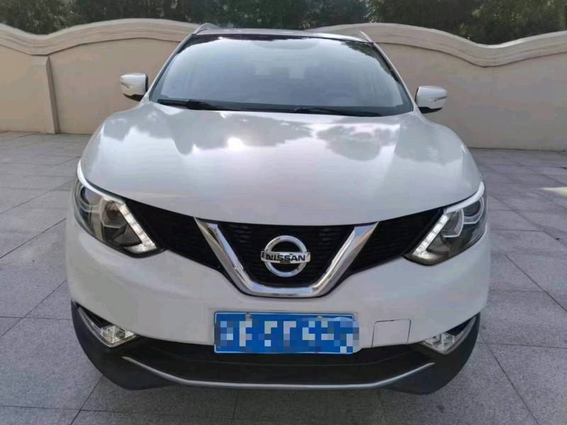 保定17年日产逍客1