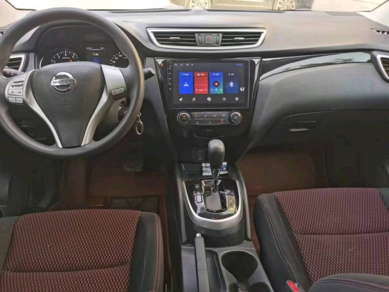 保定17年日产逍客7