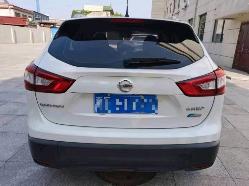 保定17年日产逍客9