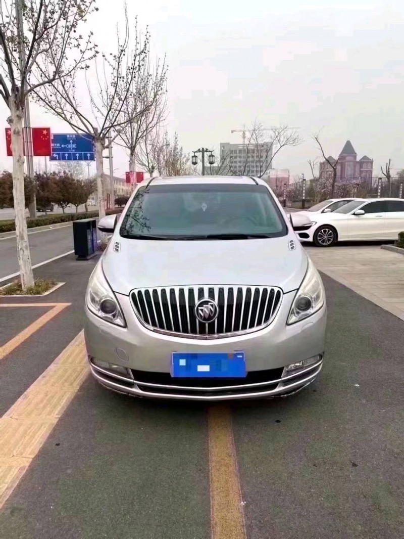 菏泽11年别克GL81