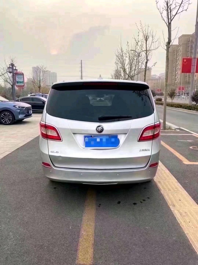 菏泽11年别克GL83