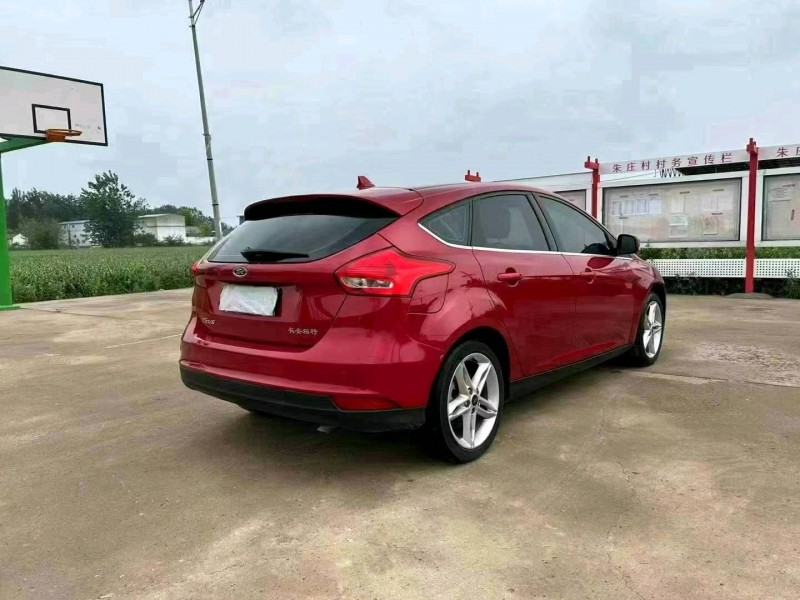 徐州20年福特福克斯4