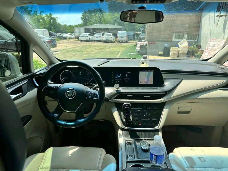 青岛21年别克GL86