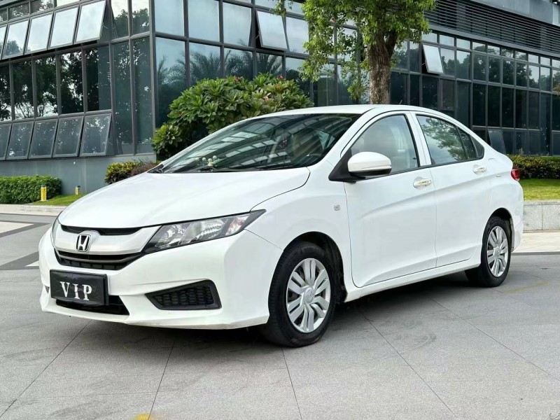 东莞17年本田锋范2