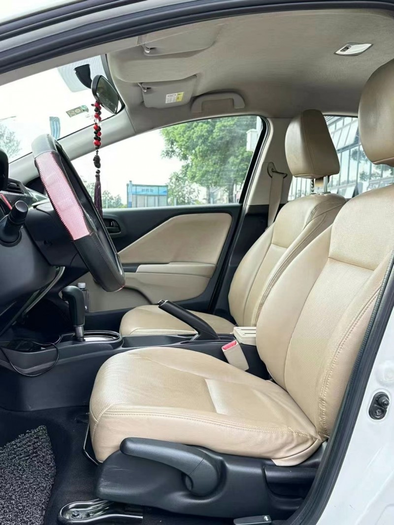 东莞17年本田锋范5