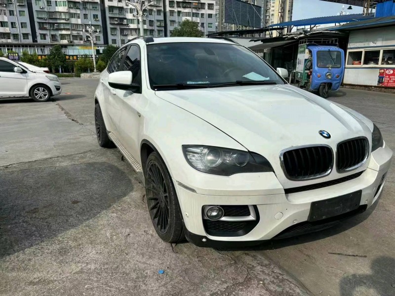 成都17年宝马X63