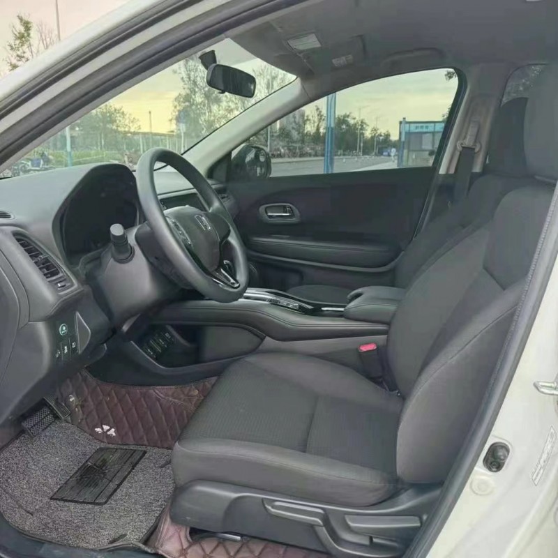 东莞22年本田缤智4