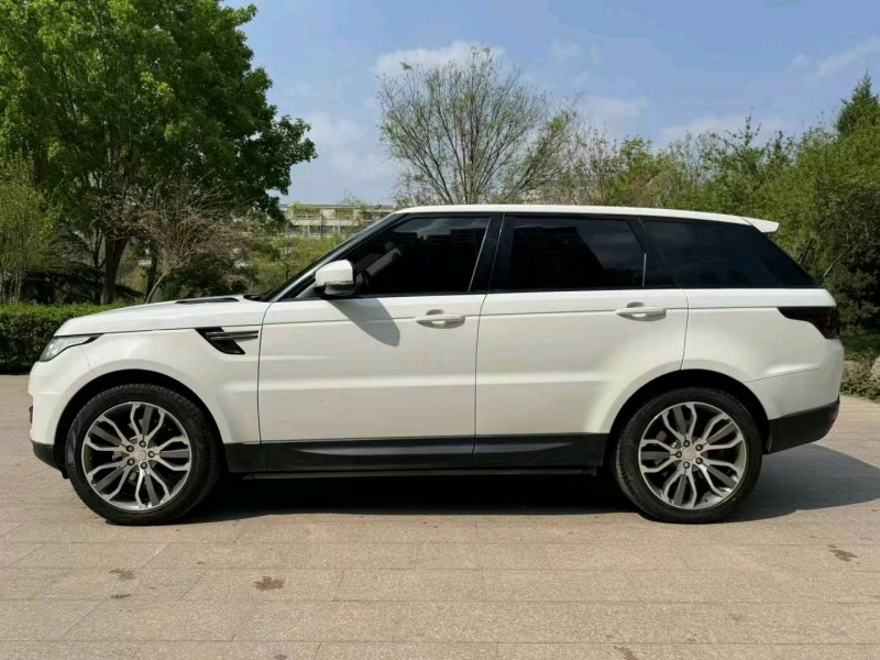 邢台15年路虎揽胜运动8