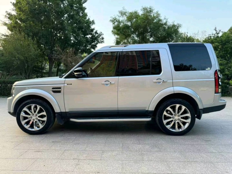 邢台14年路虎发现8