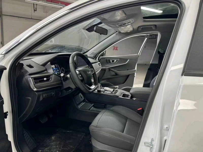 成都24年奇瑞瑞虎83