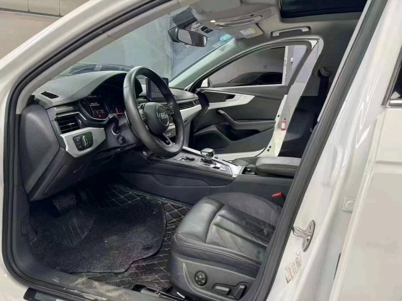 成都17年奥迪A4L7