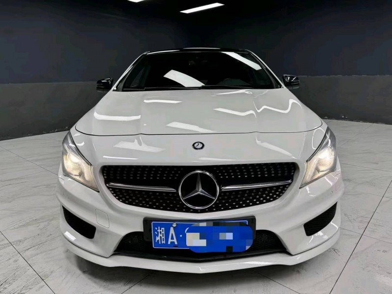 成都15年奔驰CLA1