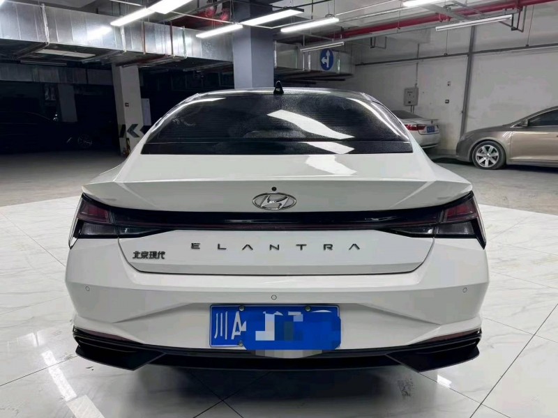 成都21年现代伊兰特9