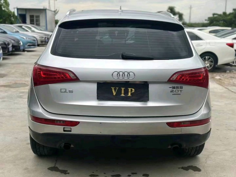 广州10年奥迪Q57