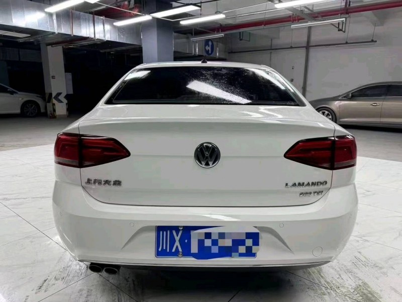 成都18年大众凌渡5