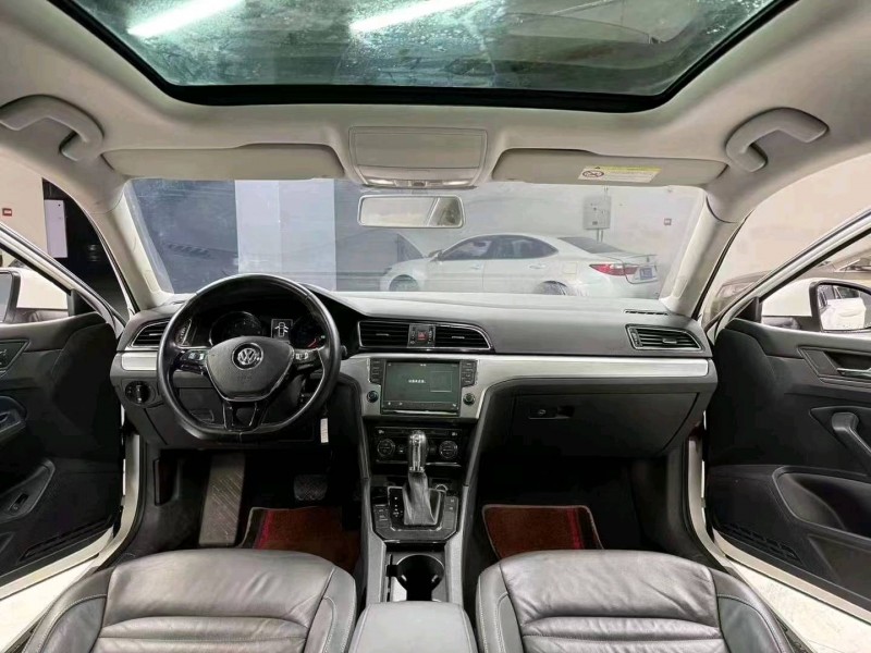 成都18年大众凌渡8