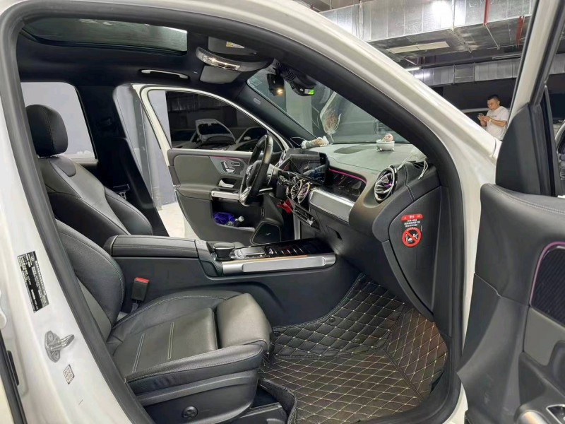 成都21年奔驰GLB4