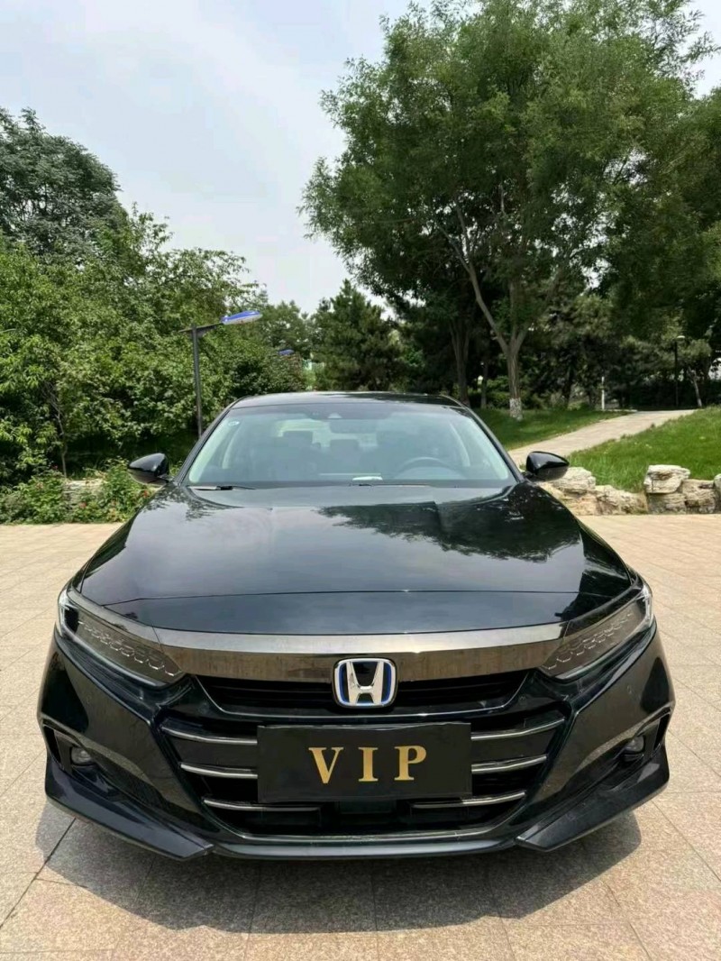 邢台22年本田雅阁1