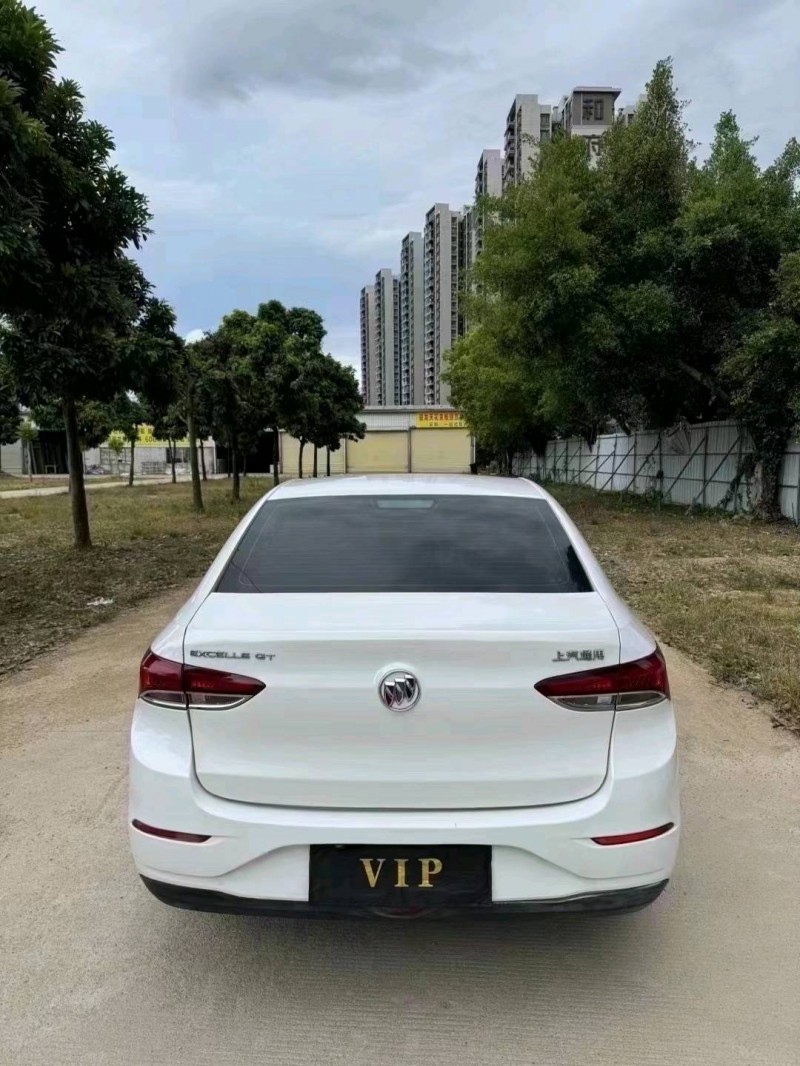 广州21年别克英朗7