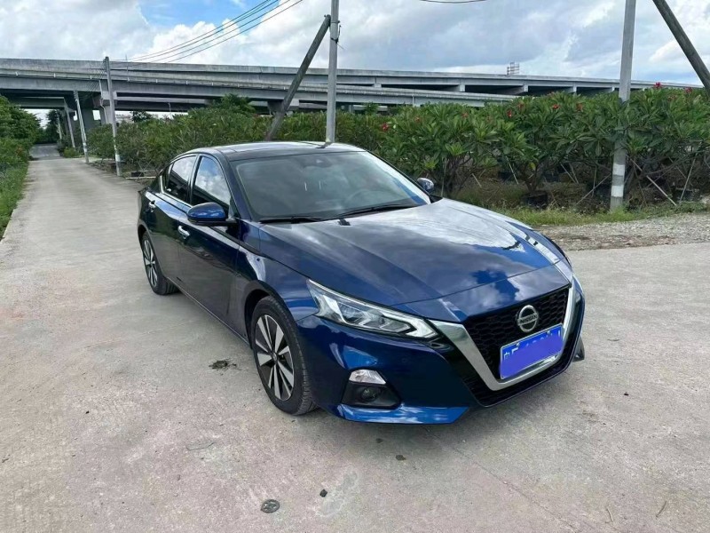 珠海21年日產天籟2