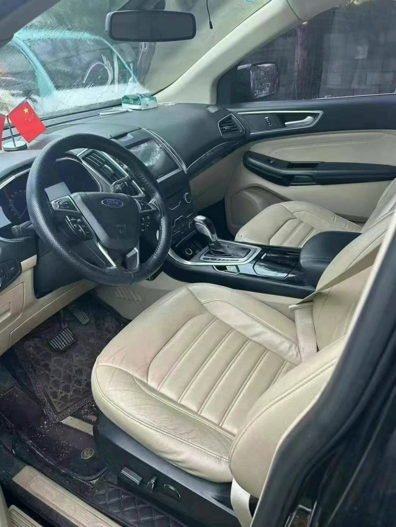 济宁15年福特锐界5