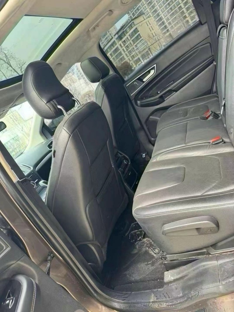 济宁16年福特锐界6