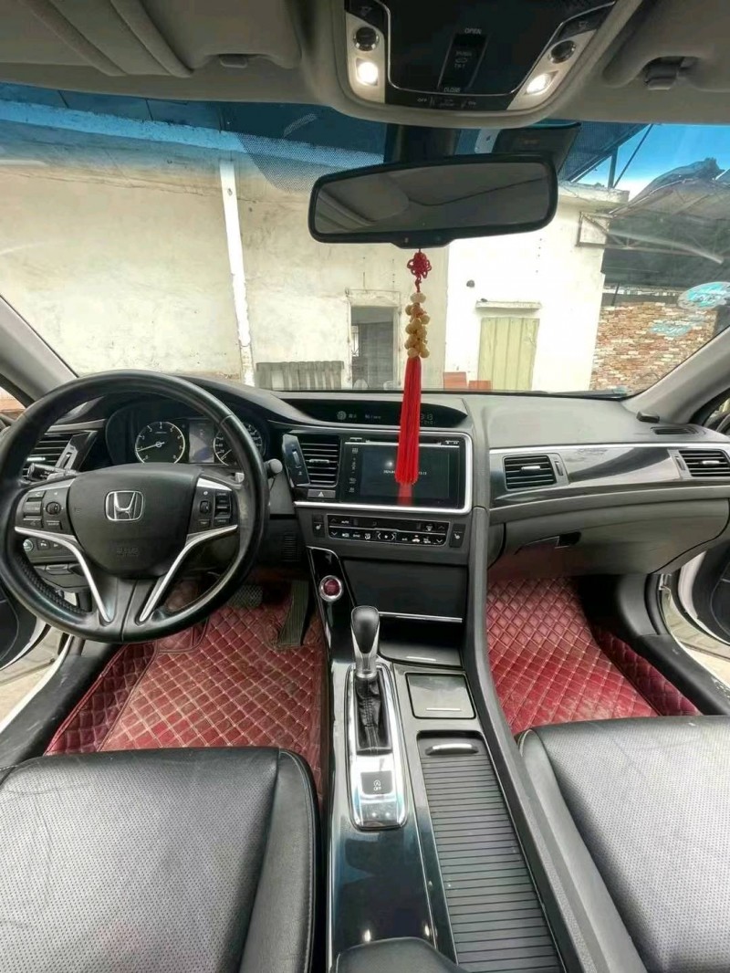 佛山17年本田思铂睿6