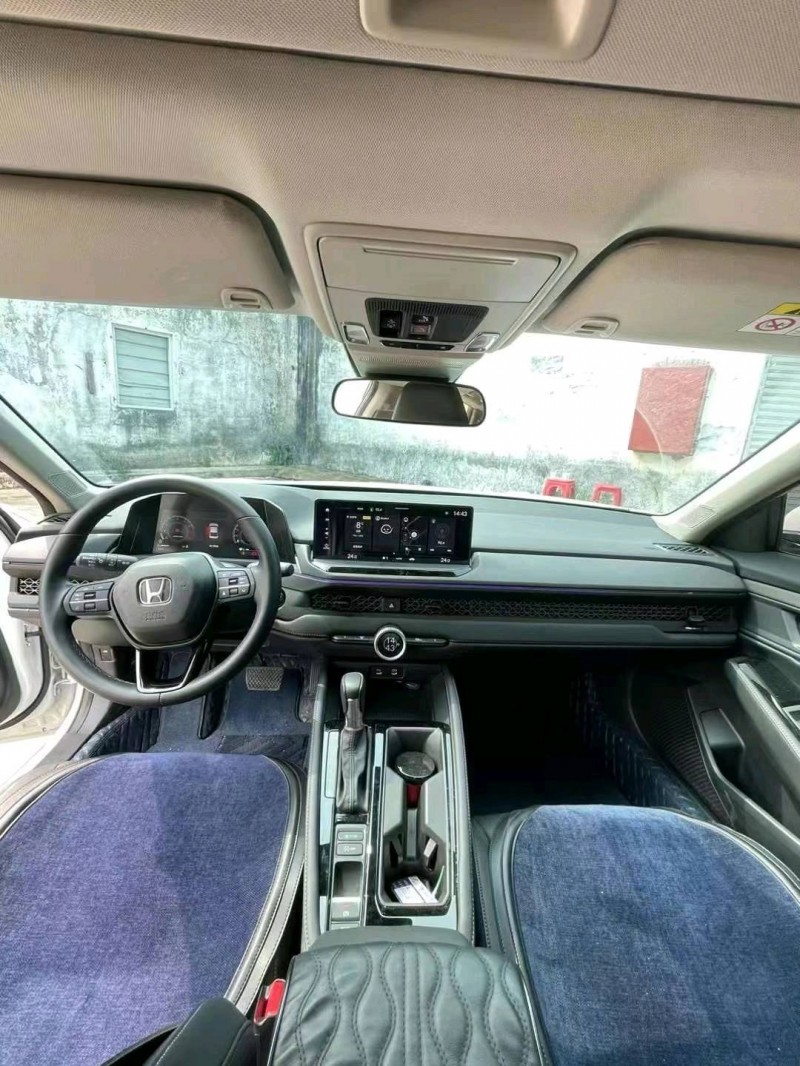 佛山23年本田雅阁4