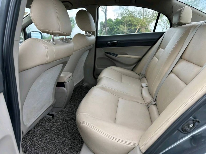 汕头14年本田思铭6