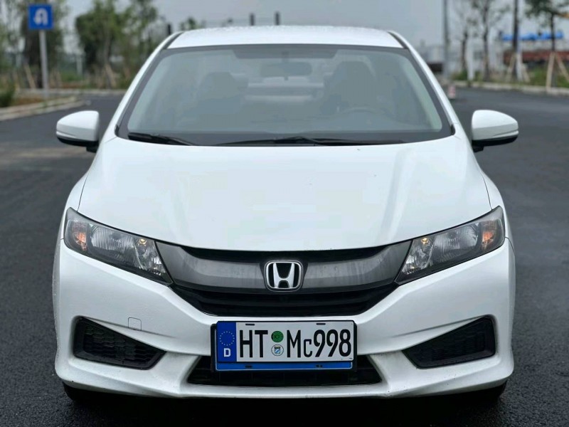 汕头17年本田锋范1