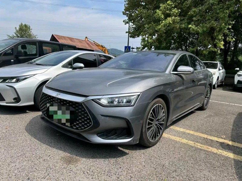 重庆22年比亚迪汉DM7