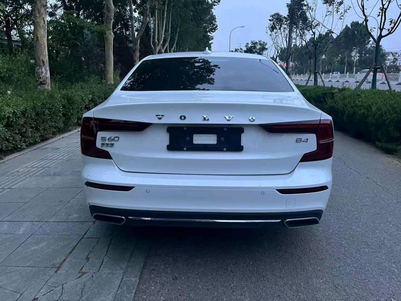 枣庄22年沃尔沃S60L9